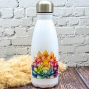 Trinkflasche weiss aus Edelstahl mit buntem Lotus-Motiv, doppelwandig & bedruckt, 300 ml.